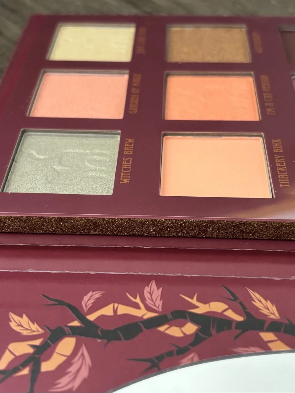 Disney Hocus Pocus Eyeshadow Palette - Limited Edition Halloween